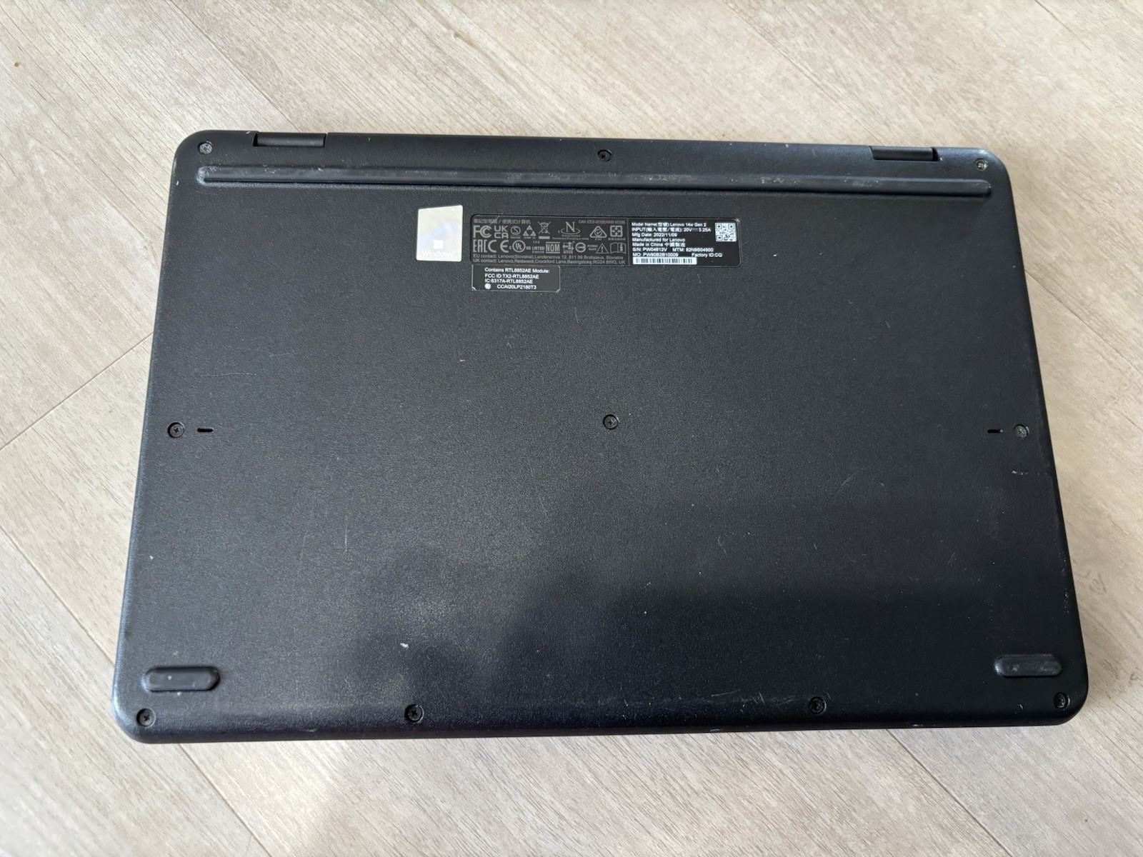Lenovo 14W Gen 2 | AMD 3015e with Radeon Graphics | 4GB RAM |