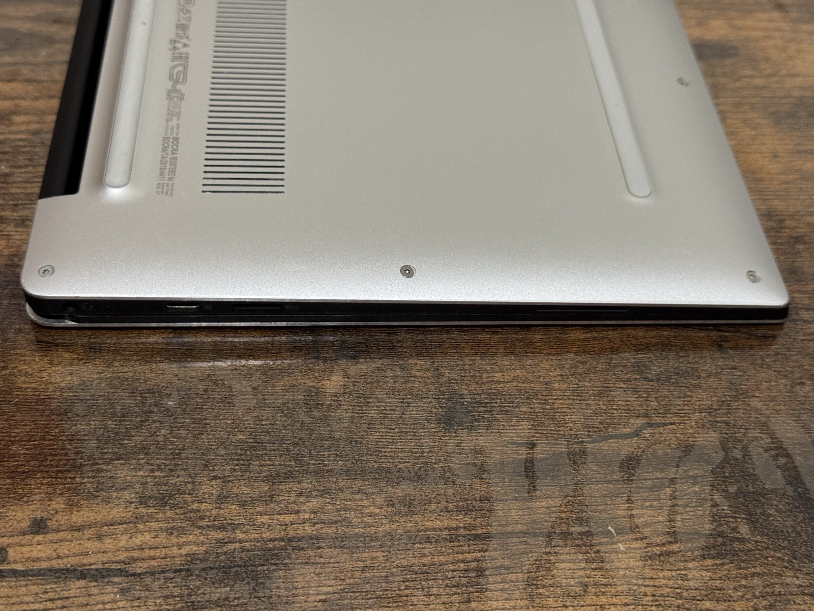Dell XPS 13 9380 13.3″ i5-8th Gen 16GB 256GB nvme, Win11 Pro, 4K touch, silver