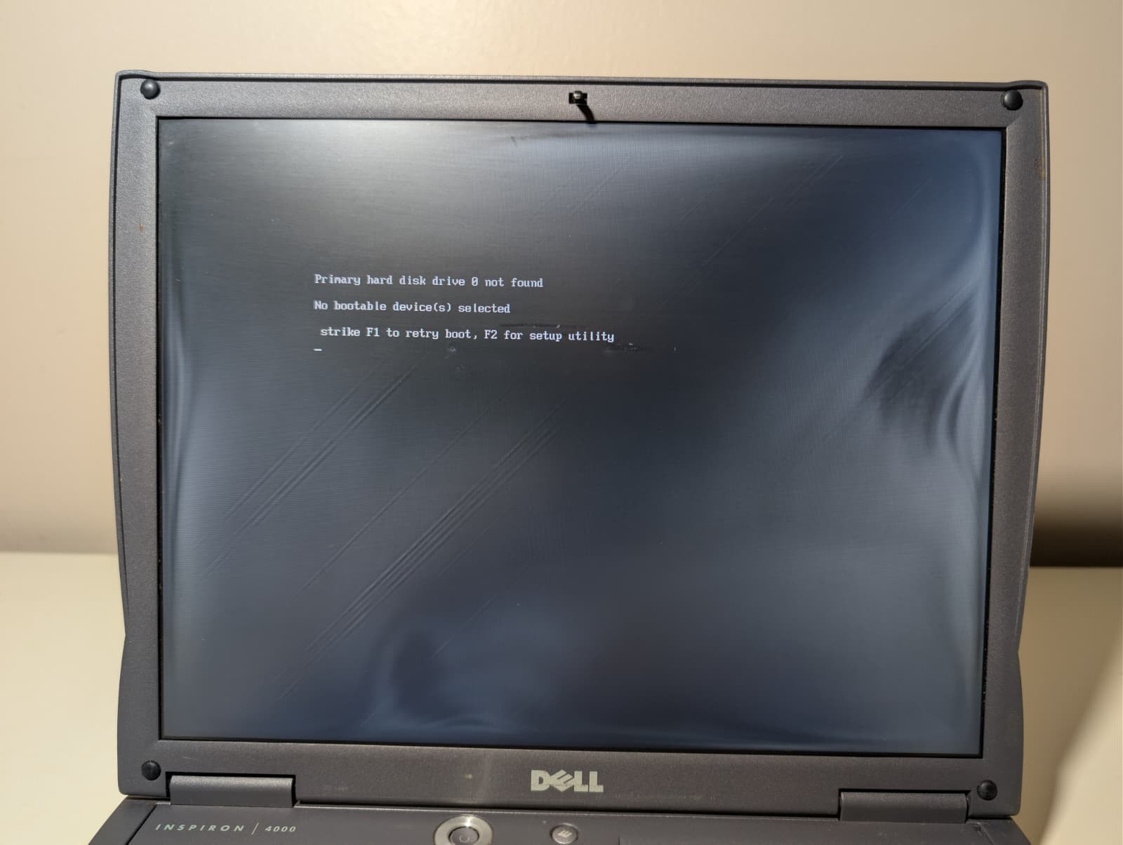Read! Dell Inspiron 4000 | Intel Pentium III 256MB RAM | Boot To Bios | No Batt