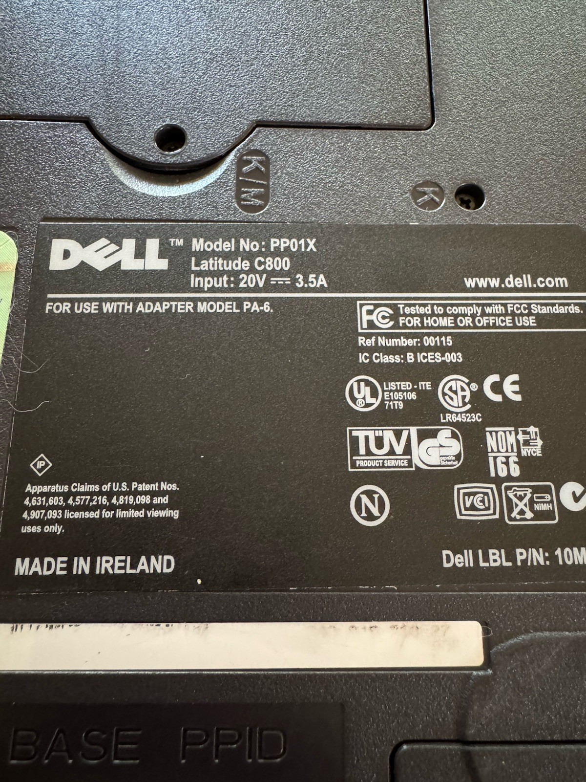 Dell Latitude C800 Laptop Pentium III 850Mhz 256MB 20GB 15″ Windows 2000 Working