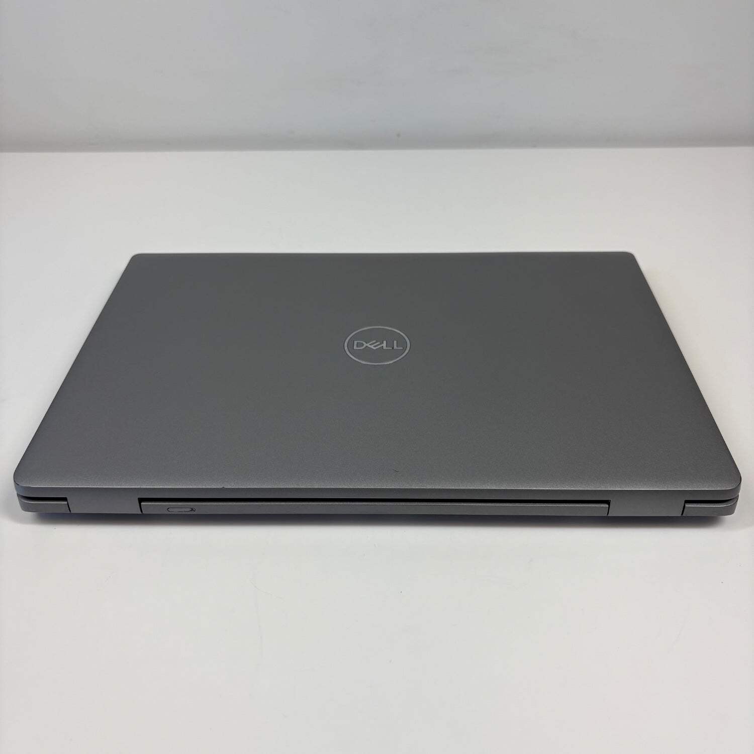 Dell Latitude 5540 15.6″ i7-1365U 1.8GHz 16GB RAM 512GB SSD