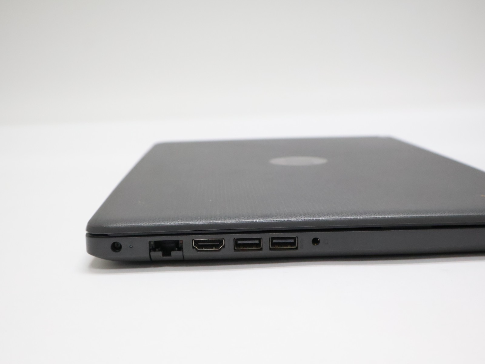 HP Notebook 255 G7 AMD A4-9125 Radeon R3 2.30Ghz 4GB 120GB NO BATTERY/WORN
