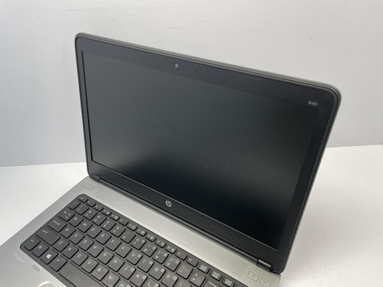 HP PROBOOK 640 G1 Laptop w/ INTEL CORE i5-4300M 2.60 GHZ + 16 GB | No HD / OS A