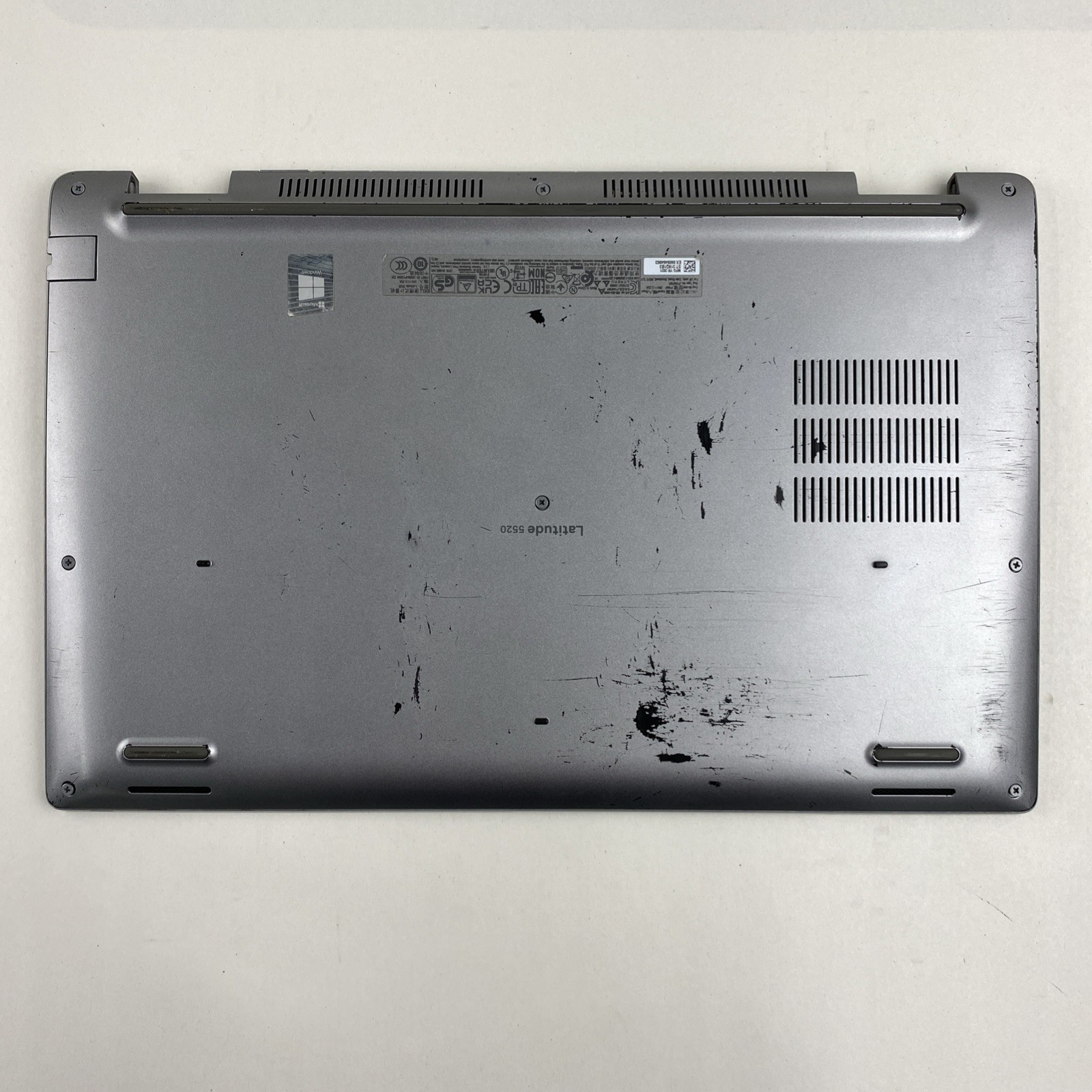 Dell Latitude 5520 i7-1185G7 3.00GHz 16GB RAM No Battery No HDD No OS No Screen
