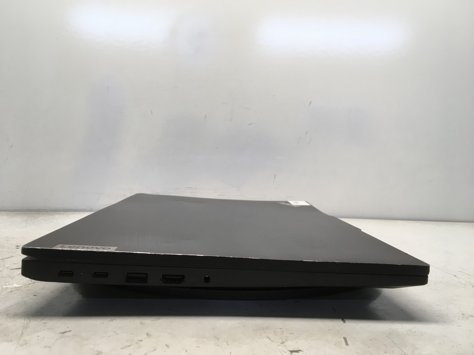 Lenovo ThinkPad E16 AMD Ryzen 7 7730U 2GHz 8 GB NO HDD No Batt
