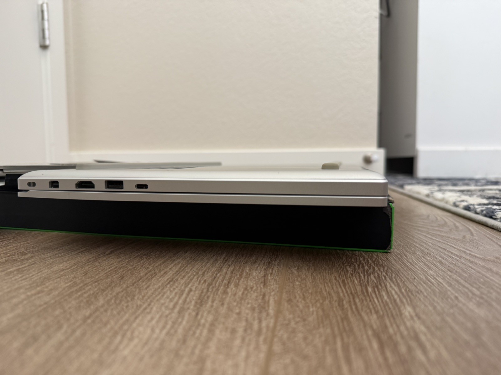 Razor Blade 15 advanced 2020 | NVIDIA 2070 SUPER Max-Q | 16 gb | 512 SSD Used