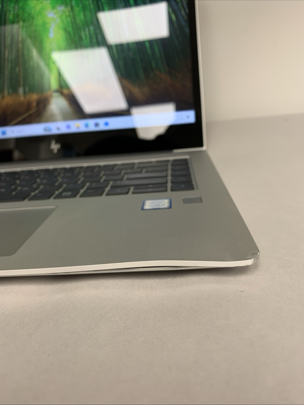 HP EliteBook 1040 G4 Touchscreen i7-7500U 16GB RAM 512GB SSD Win11 Pro