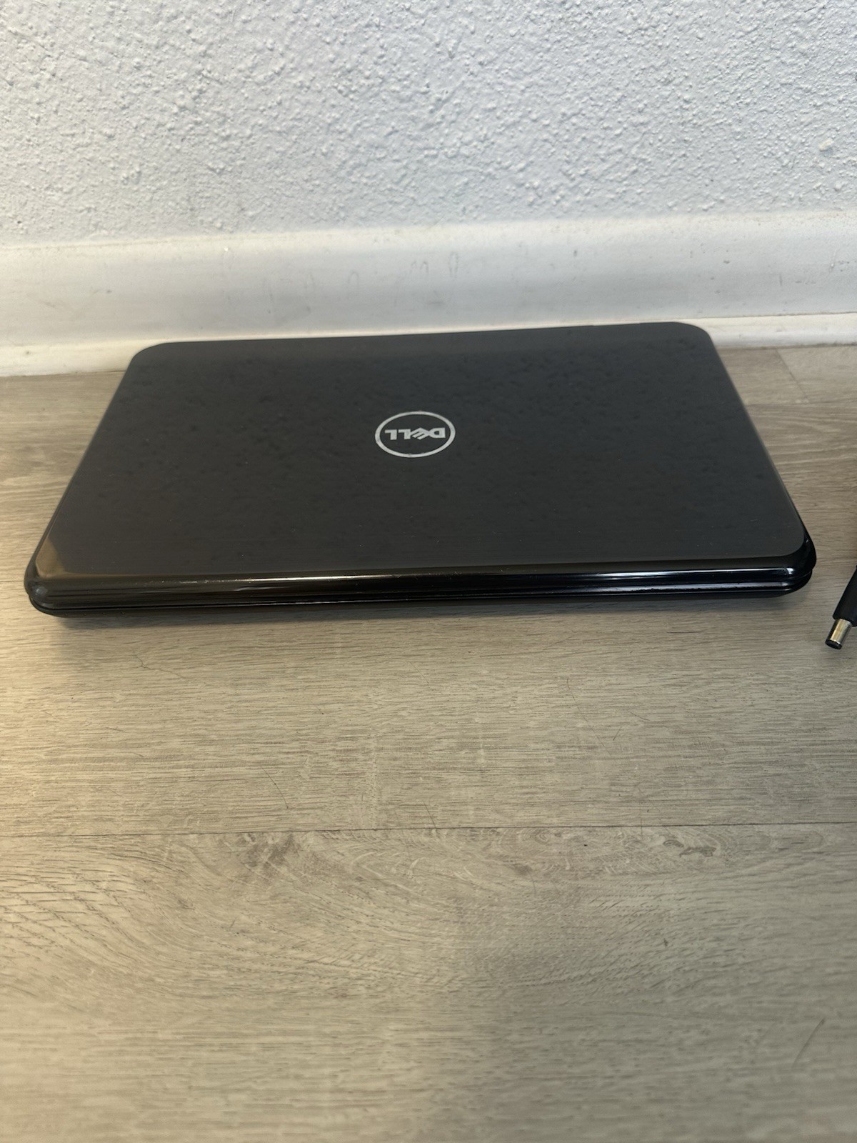 Dell Inspiron N5110 15.6” / Intel Core i5 / Locked
