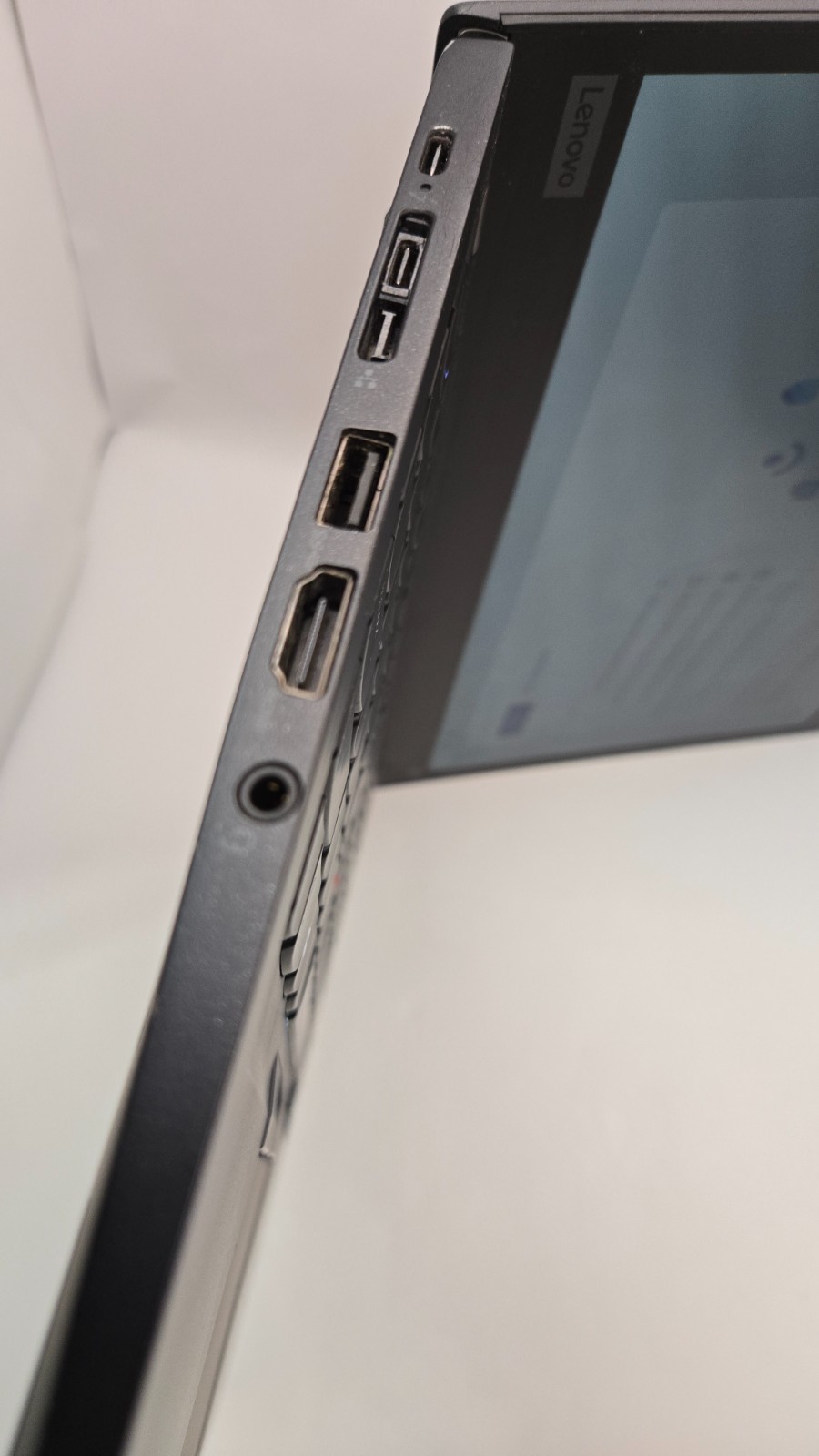 Lenovo ThinkPad T490s 14″ Laptop Gen 256gb NVMe 16 GB Win 11 Pro CLEAN!