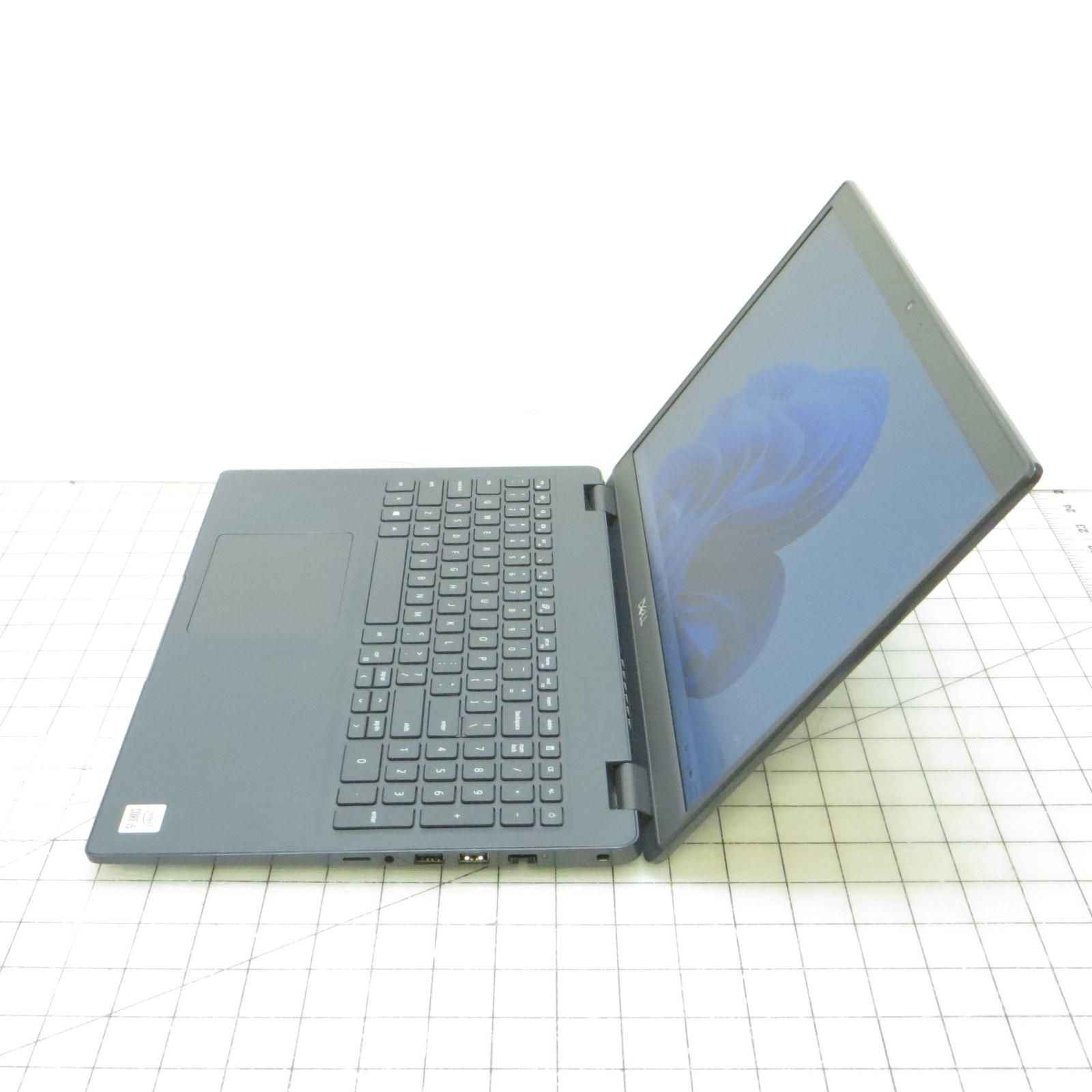 Dell Latitude 3510 Intel i5 10th Gen 8GB RAM 256GB SSD 15.6″ Win 11 Pro Laptop