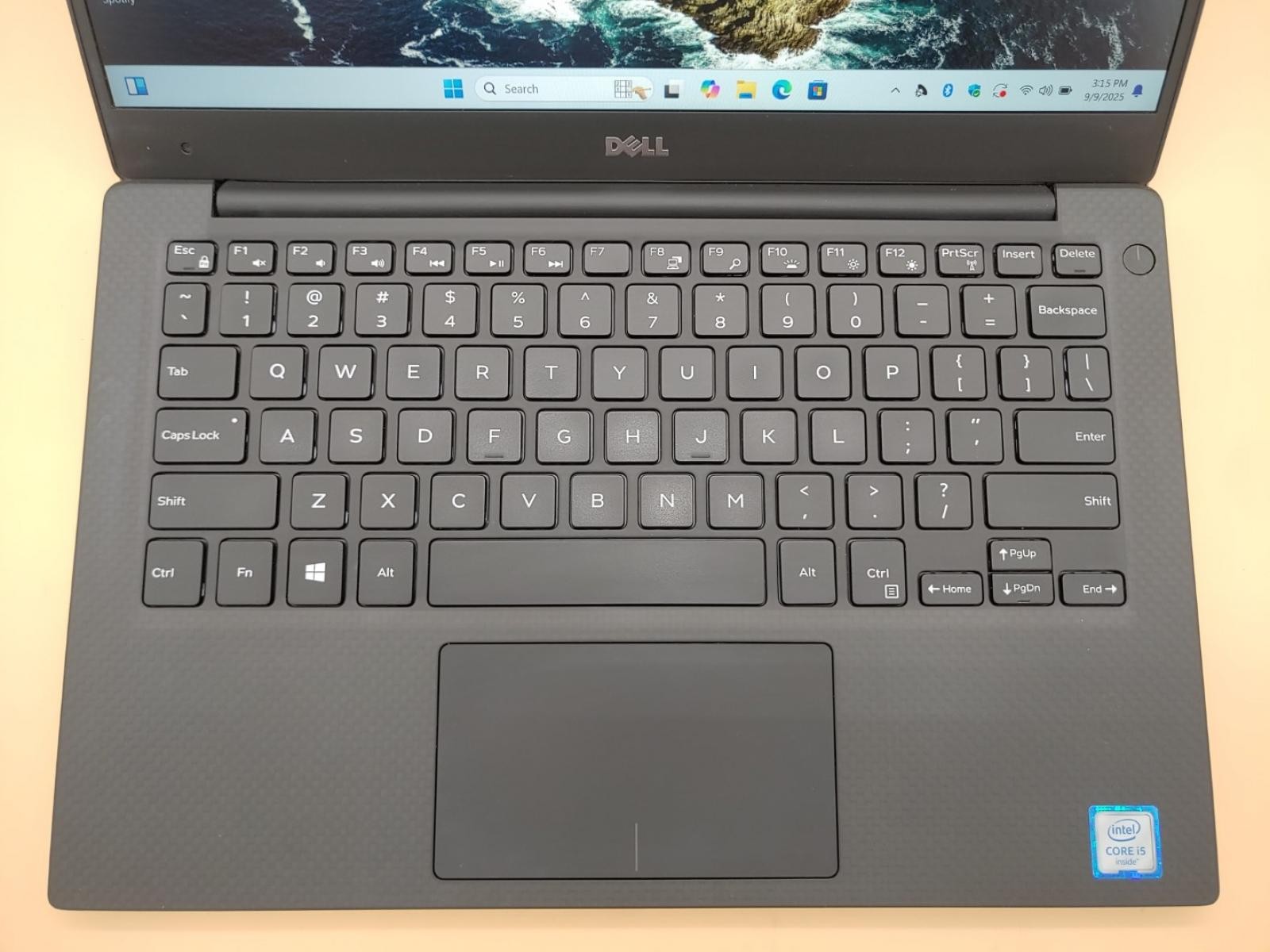 Dell XPS 13 9350 13.3″ Intel i5-6200U✔4GB RAM✔128GB SSD✔Win11✔ *NO A/C* **READ**