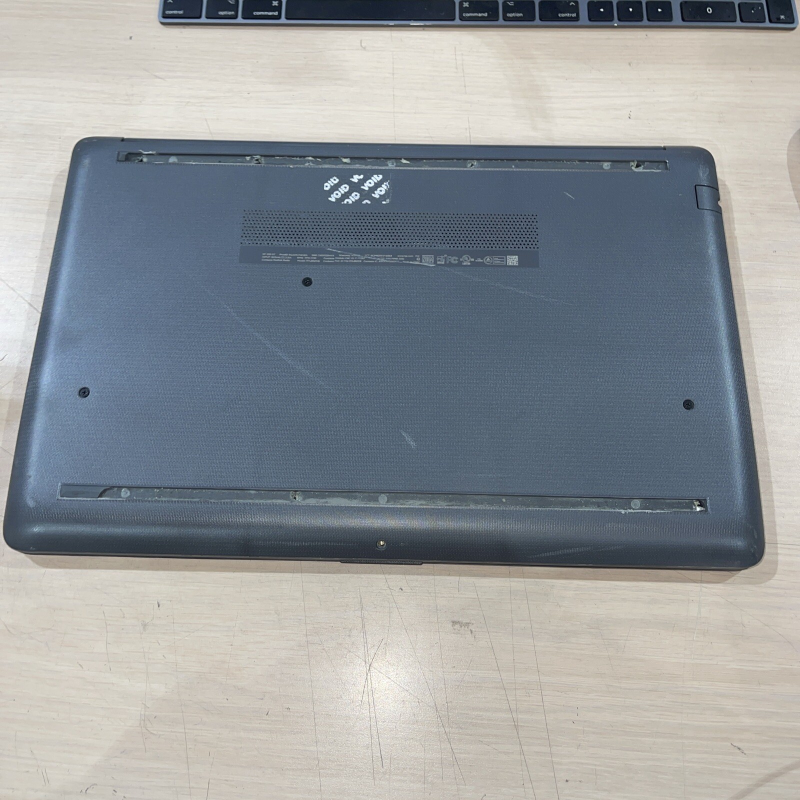 Hp 255 G7 Notebook AMD A4-9125 Radeon 4GB RAM NO HD ^