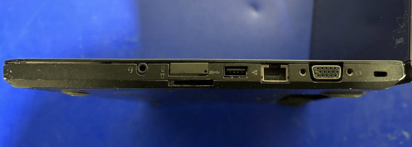 Lenovo ThinkPad T440S 14 In. i7-4600U 4GB 128GB SSD Laptop No OS
