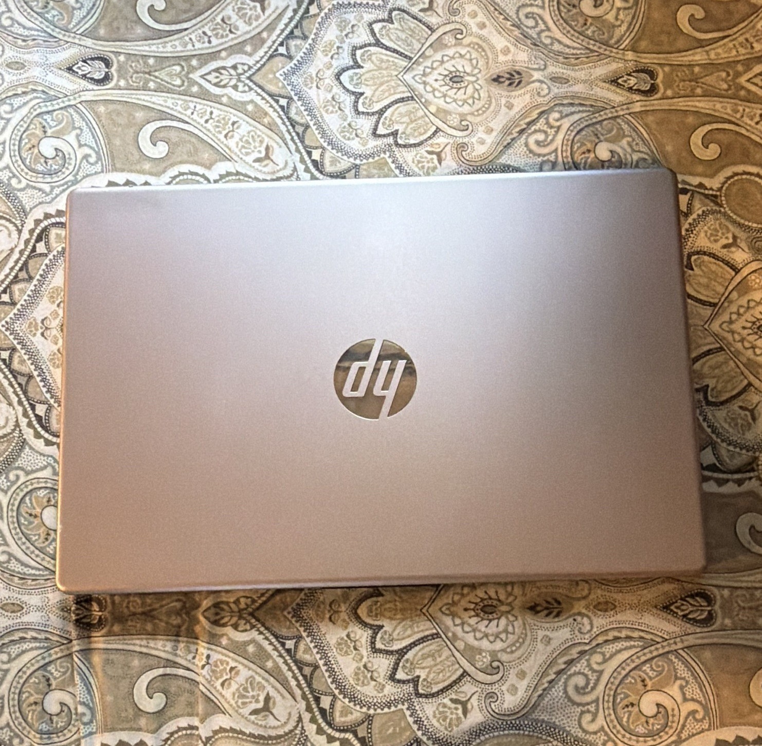 HP Laptop 14-ep2011wm 14in Intel Core i3 8GB RAM 256GB SSD Win11 Silver