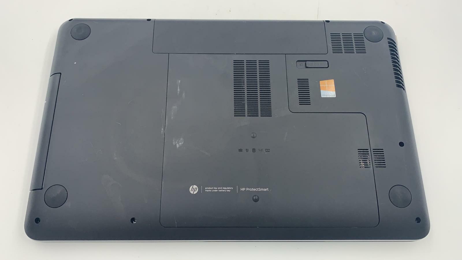 HP Pavilion 17-E117DX 8 GB RAM, 650 GB HDD, CORE I3