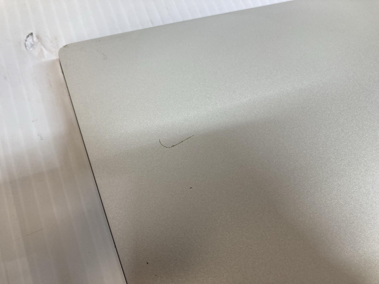 Dell XPS 15 9530 i7-13700H | 16GB | 1TB SSD | Intel Arc A370M-BAD TRACKPAD- READ