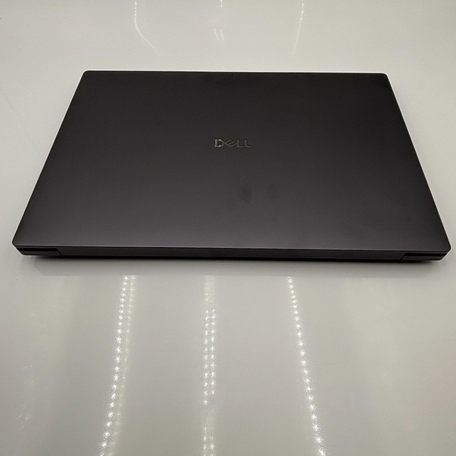 Dell Pro Max 16 Premium 16″ Intel Core Ultra 7 64GB RAM 1TB SSD RTX Pro 3000 BW