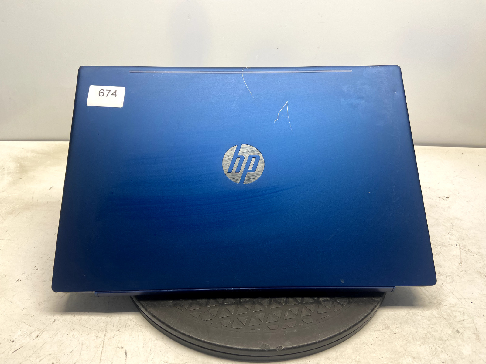 HP 15-CS0073CL Intel Core i7-8th Gen NO RAM NO HDD NO BAT – FOR PARTS/READ