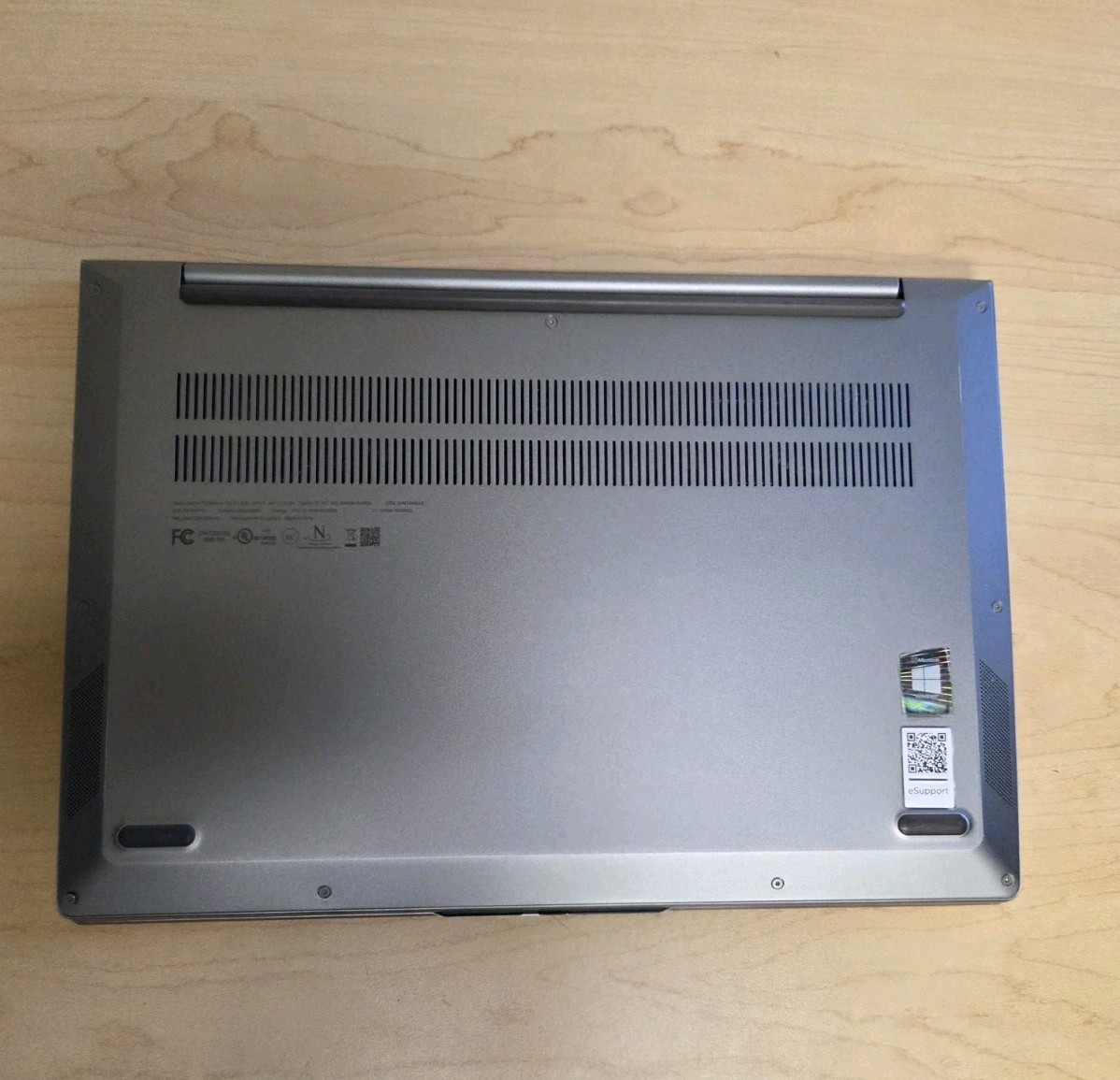 Lenovo ThinkBook 13s G2 ARE 13.3″ AMD RYZEN 7 16GB RAM 512GB SSD WiFi NO OS