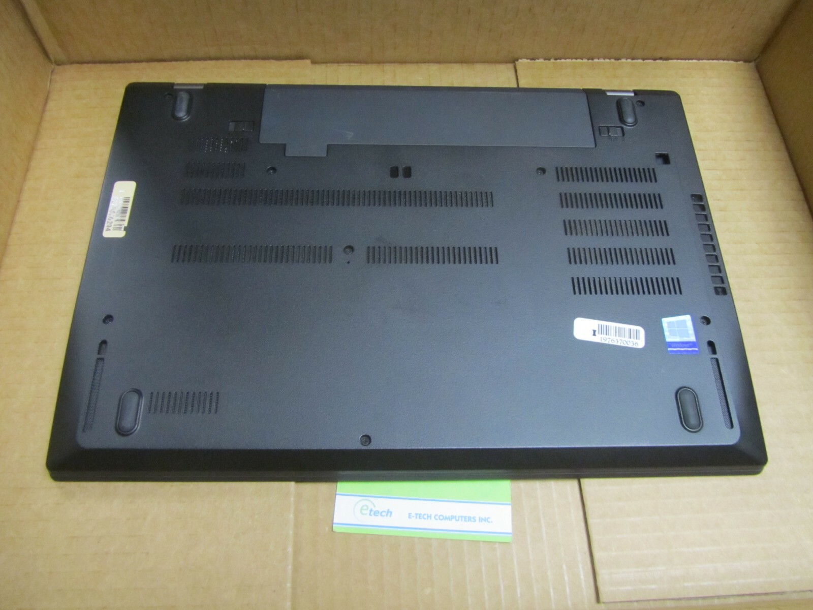 20LCS0W702- ThinkPad P52s i7-8650U 16GB 512GB SSD 15.6 FHD QUADRO M520 2GB Win10