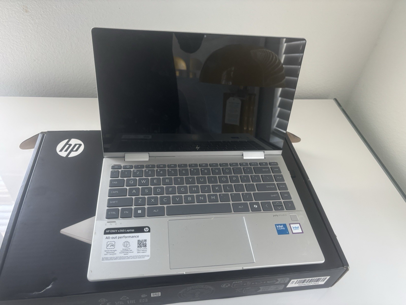 HP ENVY x360 15.6″ (256GB SSD, AMD Ryzen 5, 4.30 GHz, 8GB) Notebook/Laptop –