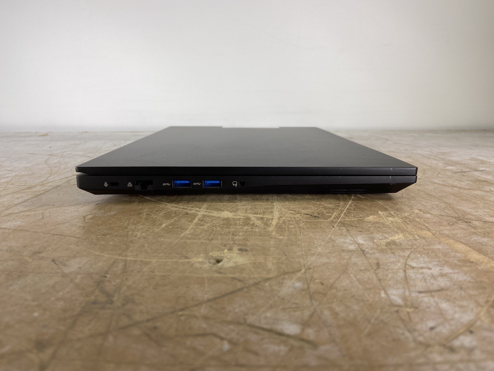 INTEL NUC X15 I7-12700H @ 1.70GHz, 16GB RAM, NO HDD/OS – (FOR PARTS)