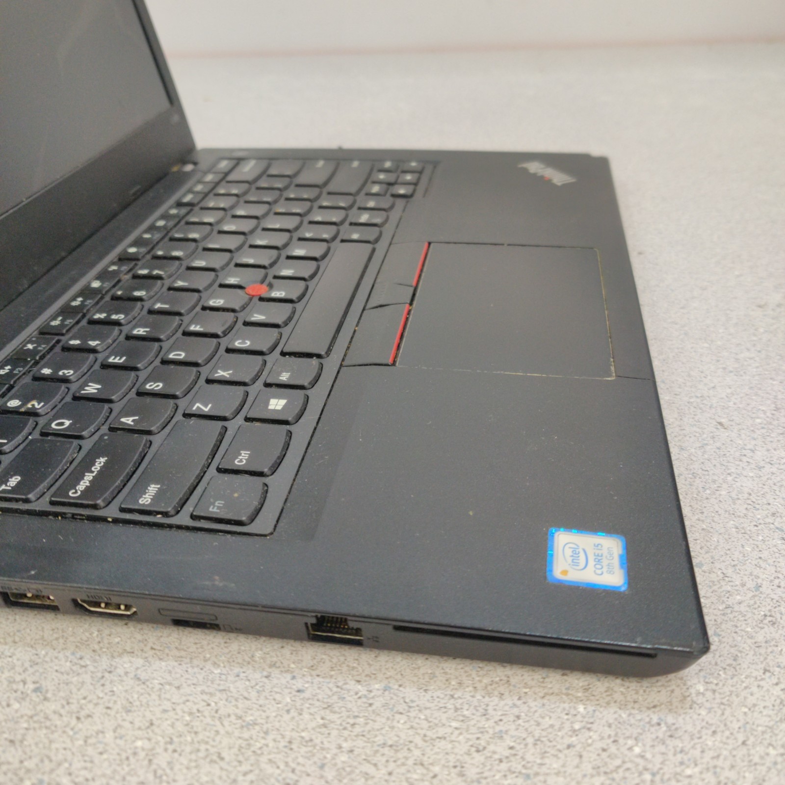 Lenovo ThinkPad L480 14″ i5-8350U FOR PARTS NO SSD/OS/AC ADAPTER BAD SCREEN DOA