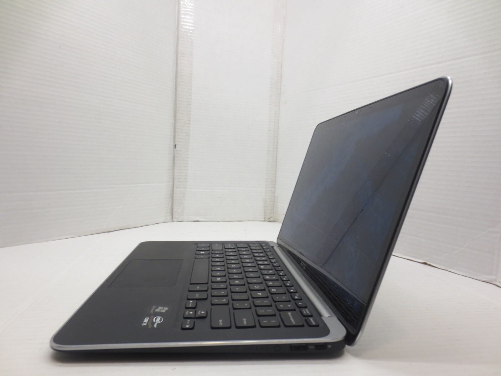 DELL XPS 13 L321X 13″ CORE i5-2467M@1.6GHz 4GB RAM 256SSD WINDOWS 10