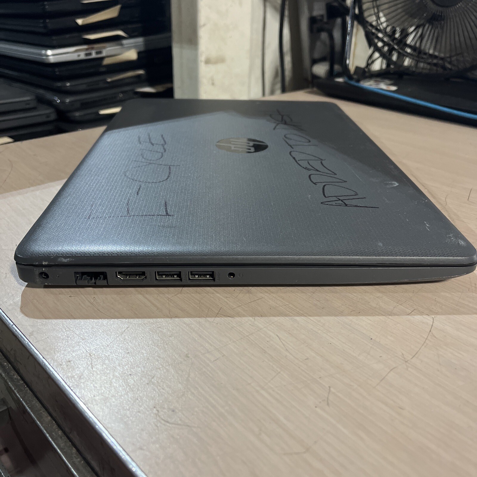 HP NOTEBOOK AMD A6-9225 RADEON 8GB RAM NO HD