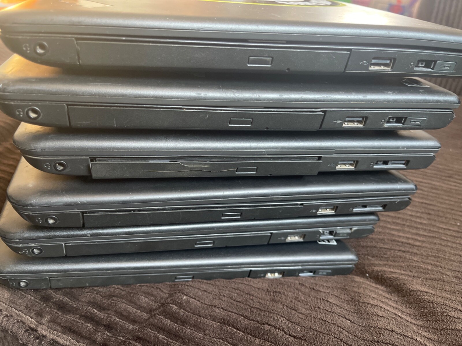 Laptop Lenovo E555 AMD processor 240gb SSD 8Gb RAM with battery and charger