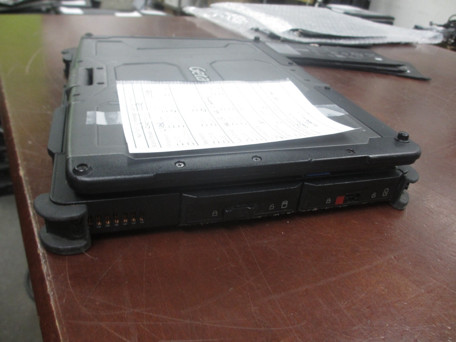 Getac V110 i5 4300U 1.90GHZ 8GB Web-Cam Laptop [NO HDD/CADDY/OS/AC/PEN]*missing