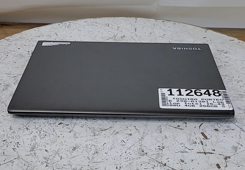 TOSHIBA PORTEGE Z30-A1301 Laptop Intel I5-4300U 4GB 256GB