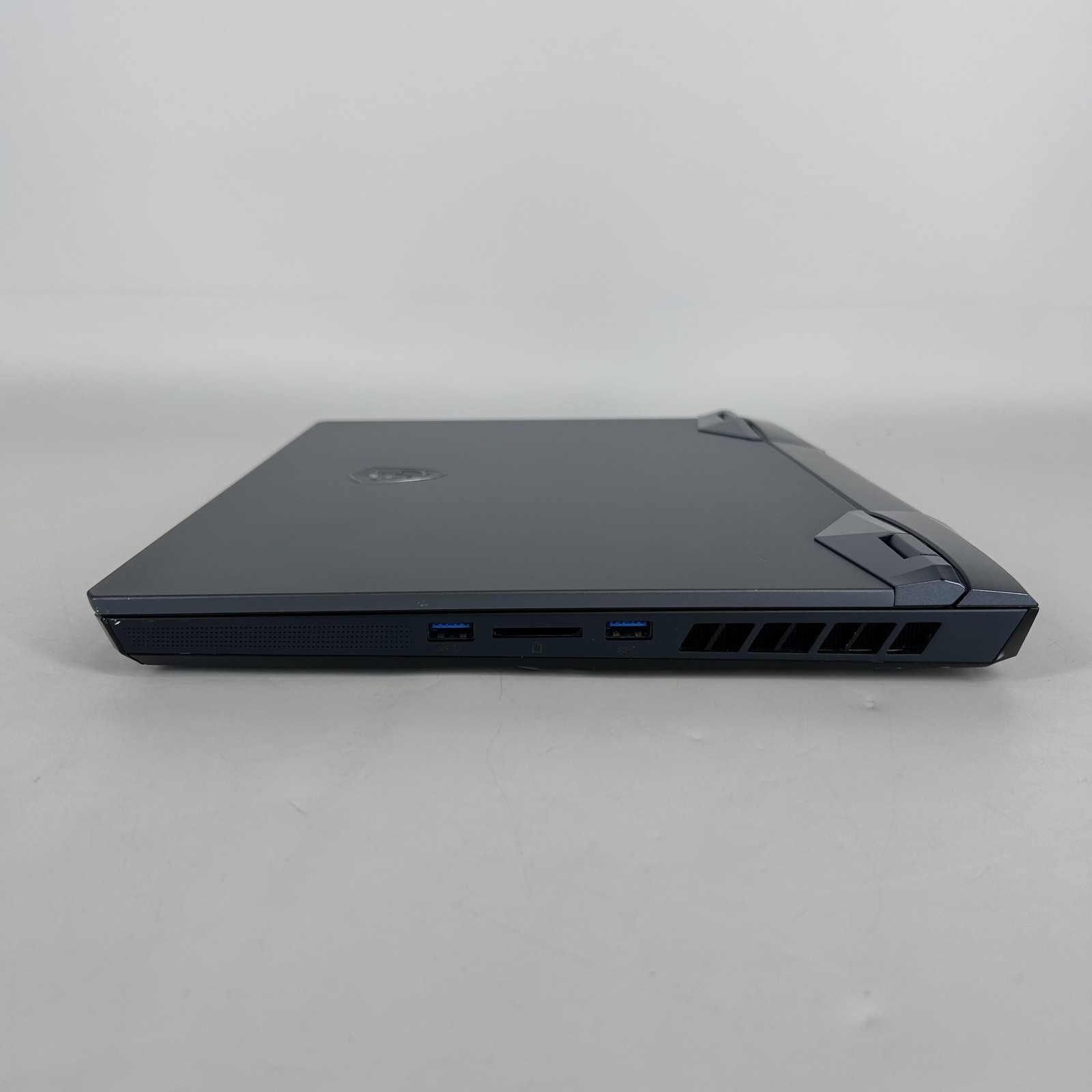 MSI Raider GE66 15.6 240Hz FHD i7-10750H 2.60GHz 32GB 1TB SSD RTX 2070 Super