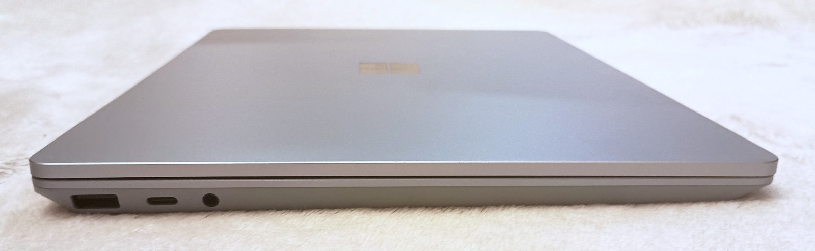 Microsoft Surface Laptop Go 3 12.4″ (256GB SSD, Intel Core i5 12th Gen., 4.40