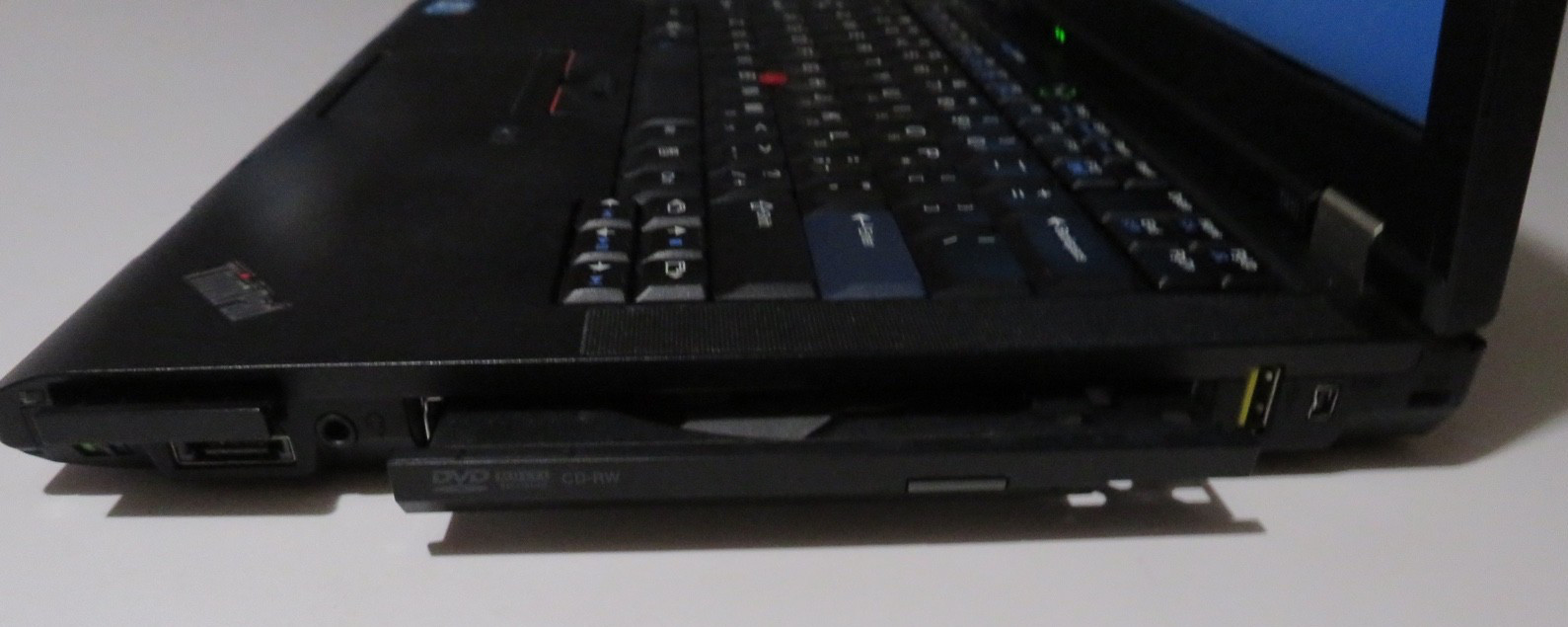 LENOVO ThinkPad T410 Intel i5- 2.4 GHz 8GB 300GB DVD