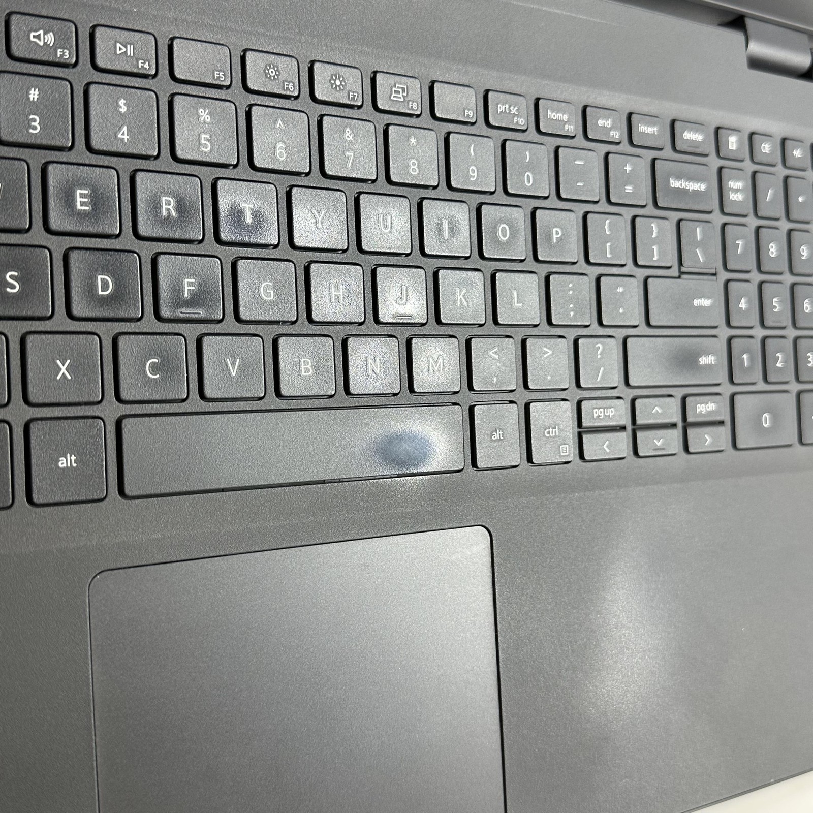 Dell Latitude 3510 15.6 Gray FHD i7-10510U 1.80GHz 16GB RAM 256GB SSD Good