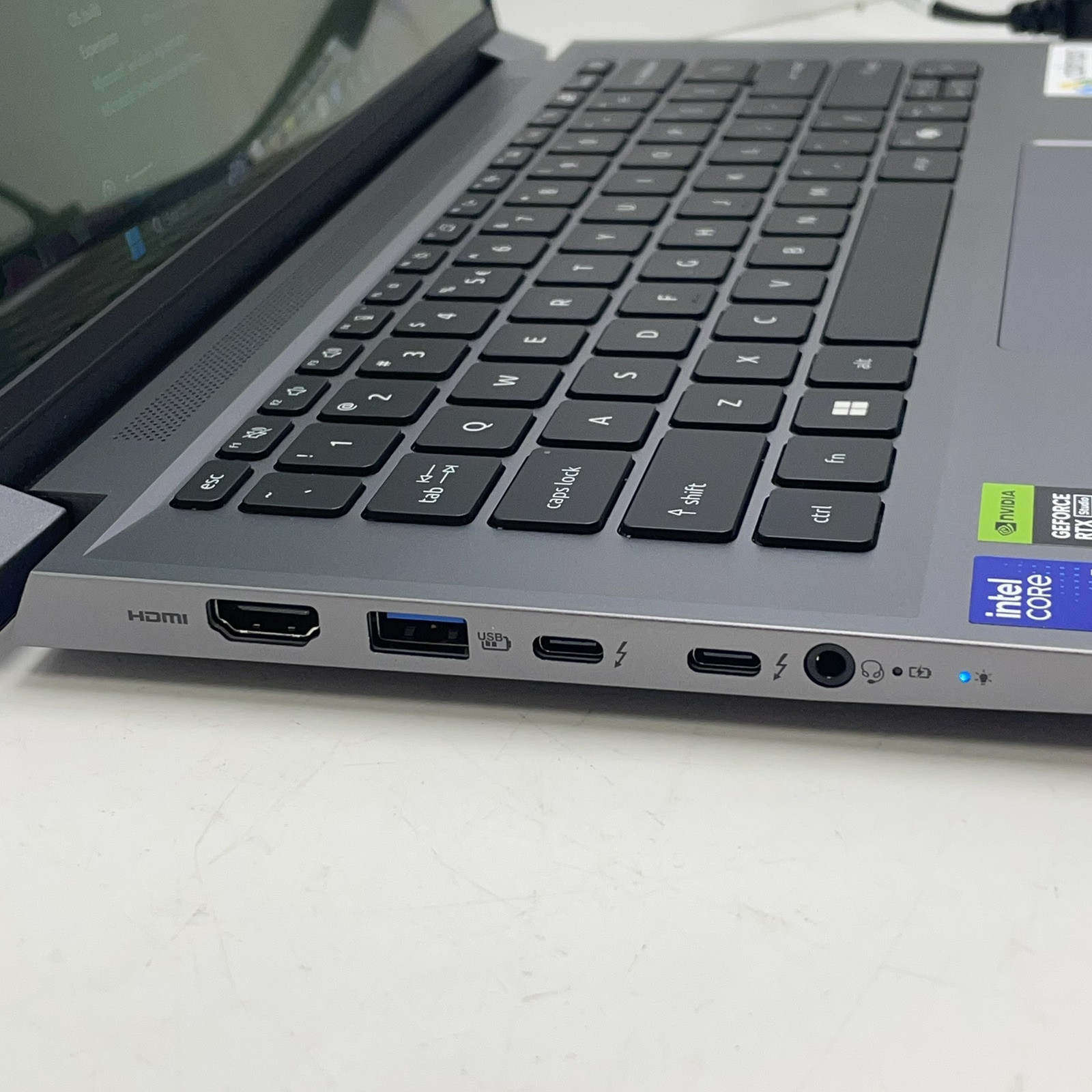 Acer Swift X 14 Core Ultra 7 16GB ram 1.40GHz GeForce RTX4050