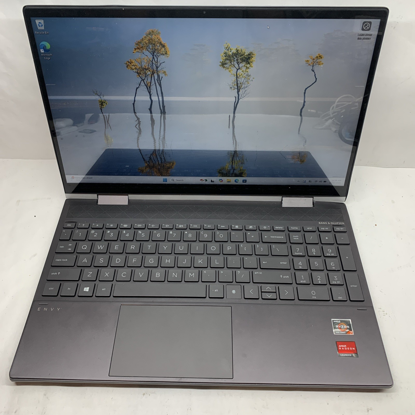 HP ENVY x360 15 FHD 15.6″ (512GB SSD, AMD Ryzen 7 5700U, 1.80 GHz, 12GB