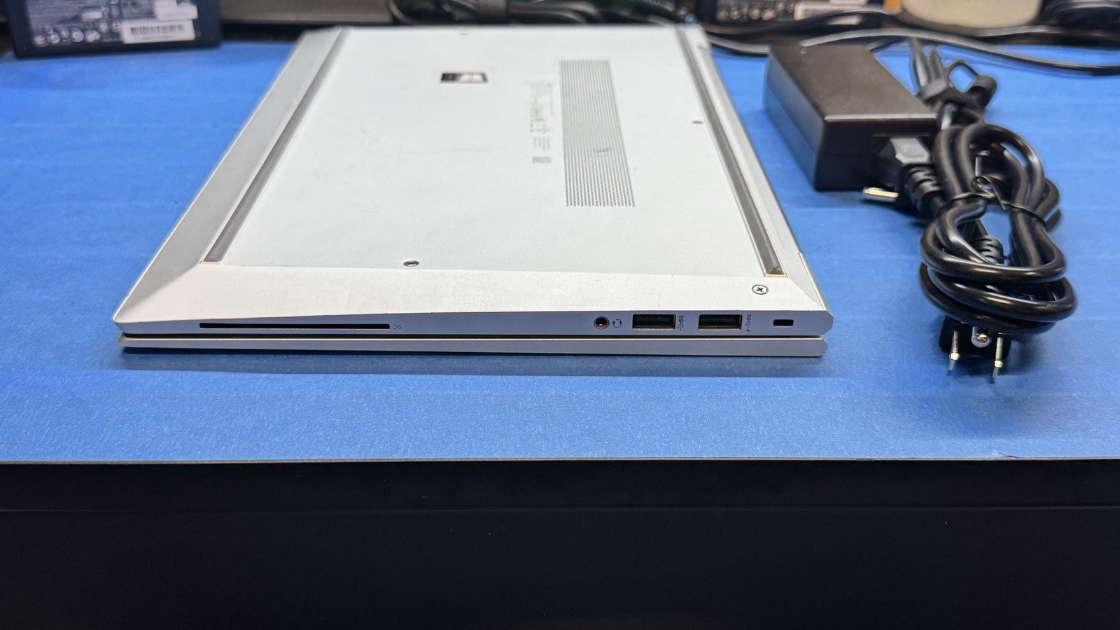 HP EliteBook 840 G7 i5-10210U 8GB DDR4 RAM 256GB NVMe SSD Windows 11 Pro