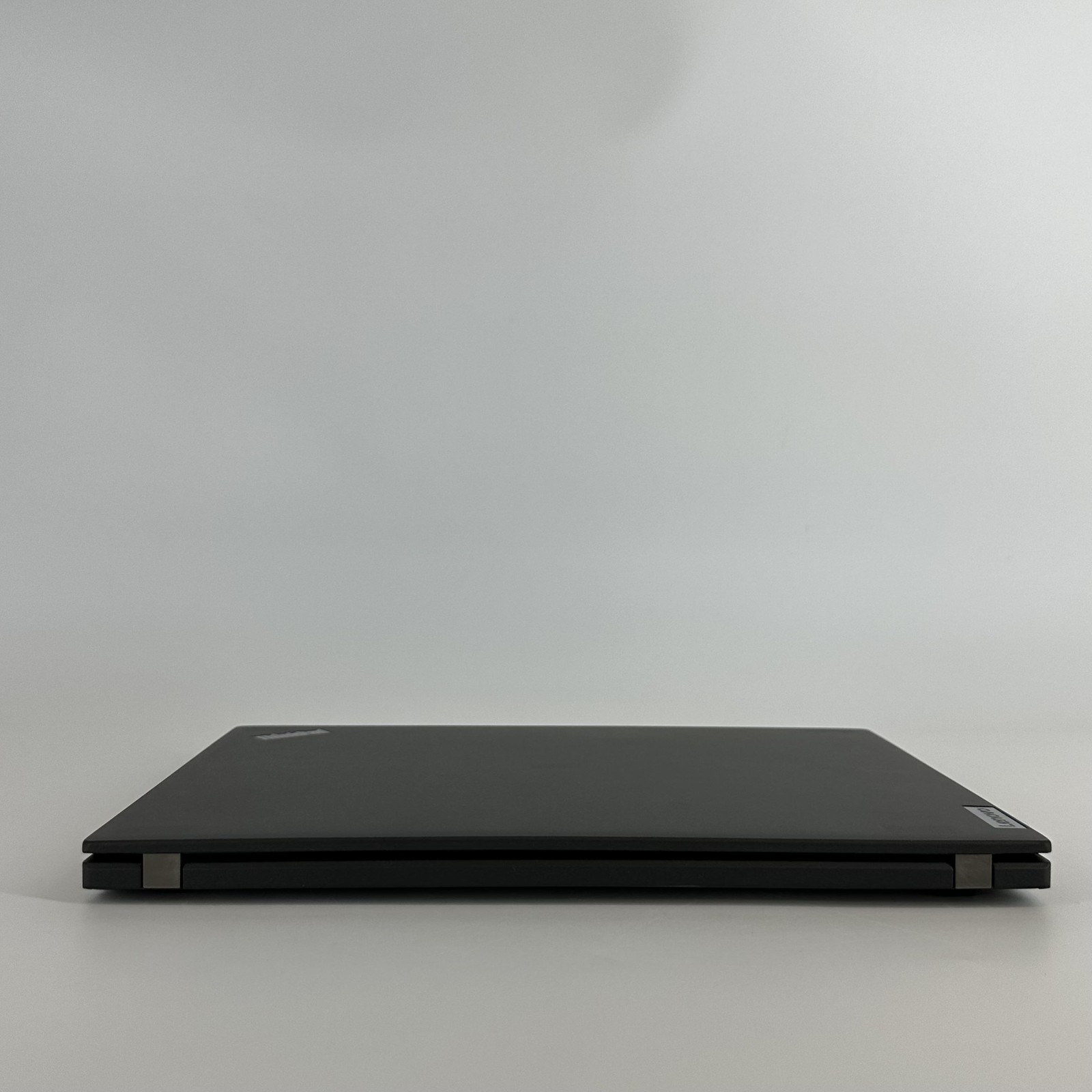 Lenovo ThinkPad X13 Gen 3 FHD+ 2.9 GHz Ryzen 5 PRO 6650U 16GB 512GB – LCD Bleed