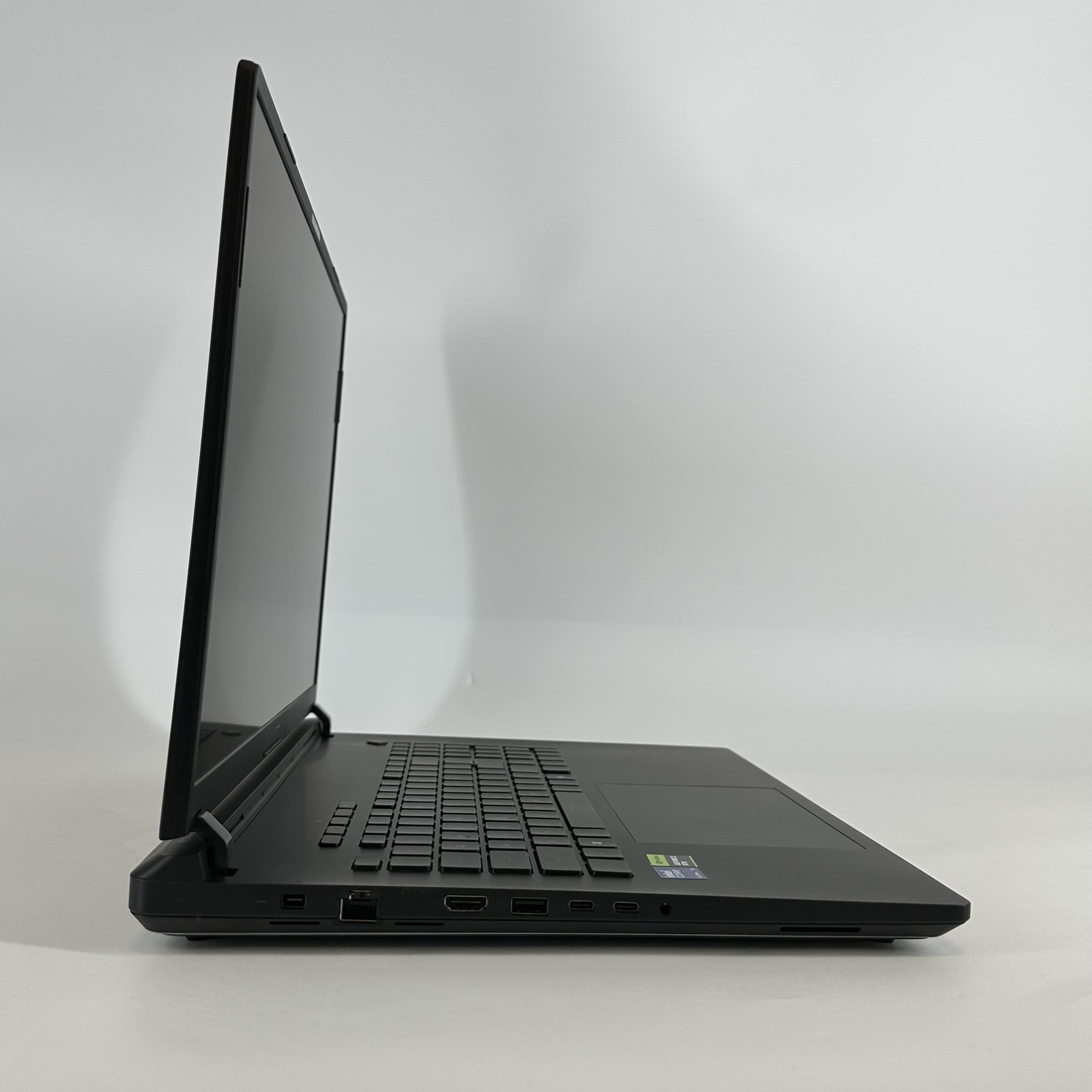 Asus ROG Strix Scar 18 G835 QHD+ 2.7 GHz Ultra 9 275HX 32GB 1TB SSD RTX 5070 Ti