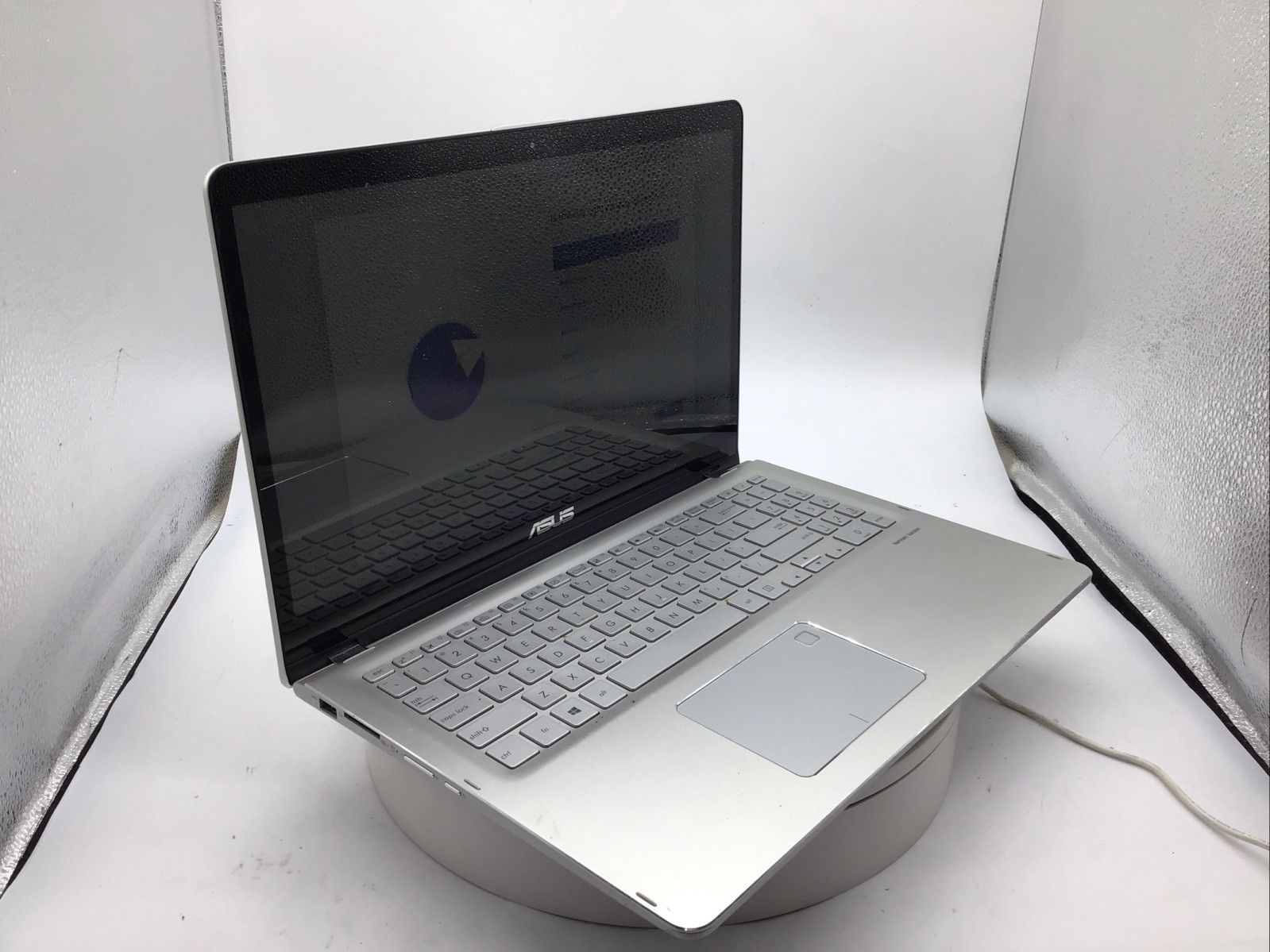 ASUS Q505UAR 15.6″ Laptop i5-8250U 16GB RAM 512GB SSD Win11Pro USED READ
