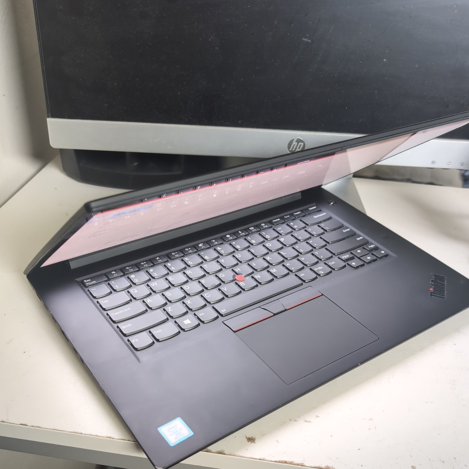 Lenovo Thinkpad P1 Gen 1 4K Screen I7 8850h 32GB RAM 256GB SSD