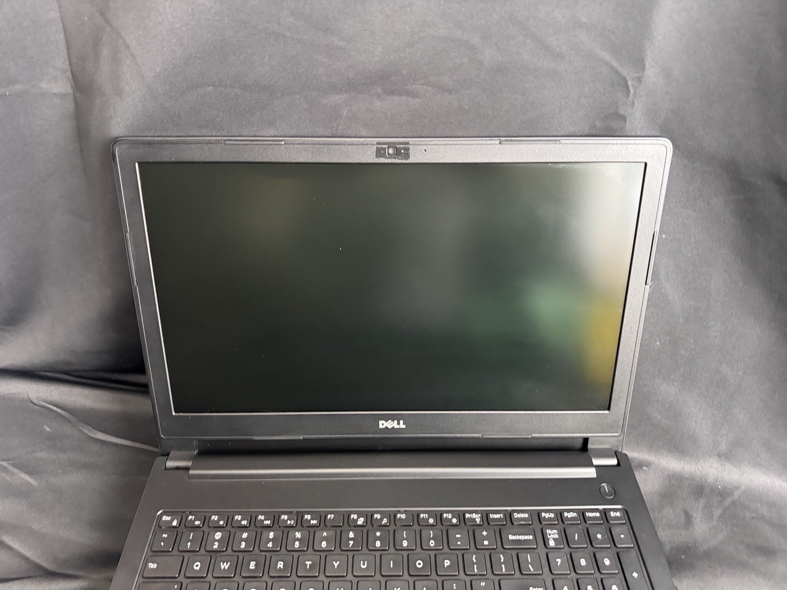 Latitude 3570 Intel I5 6th Gen No Ram No Hard Drive Has HD Caddy As Is NO POWER