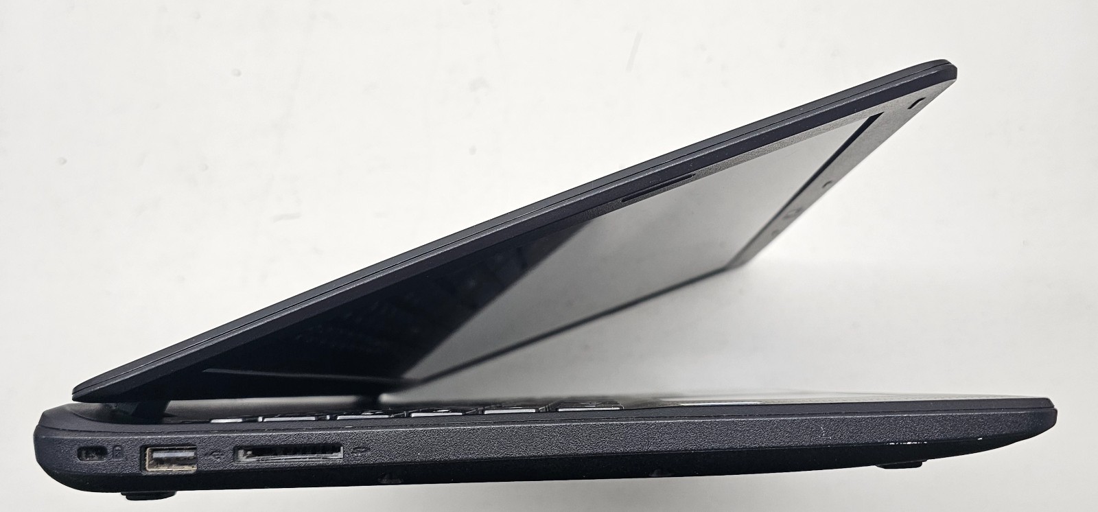 Acer Aspire ES1-512-P9GT Laptop Intel Pentium N3540 4GB Ram 500 HDD NO OS (FL)