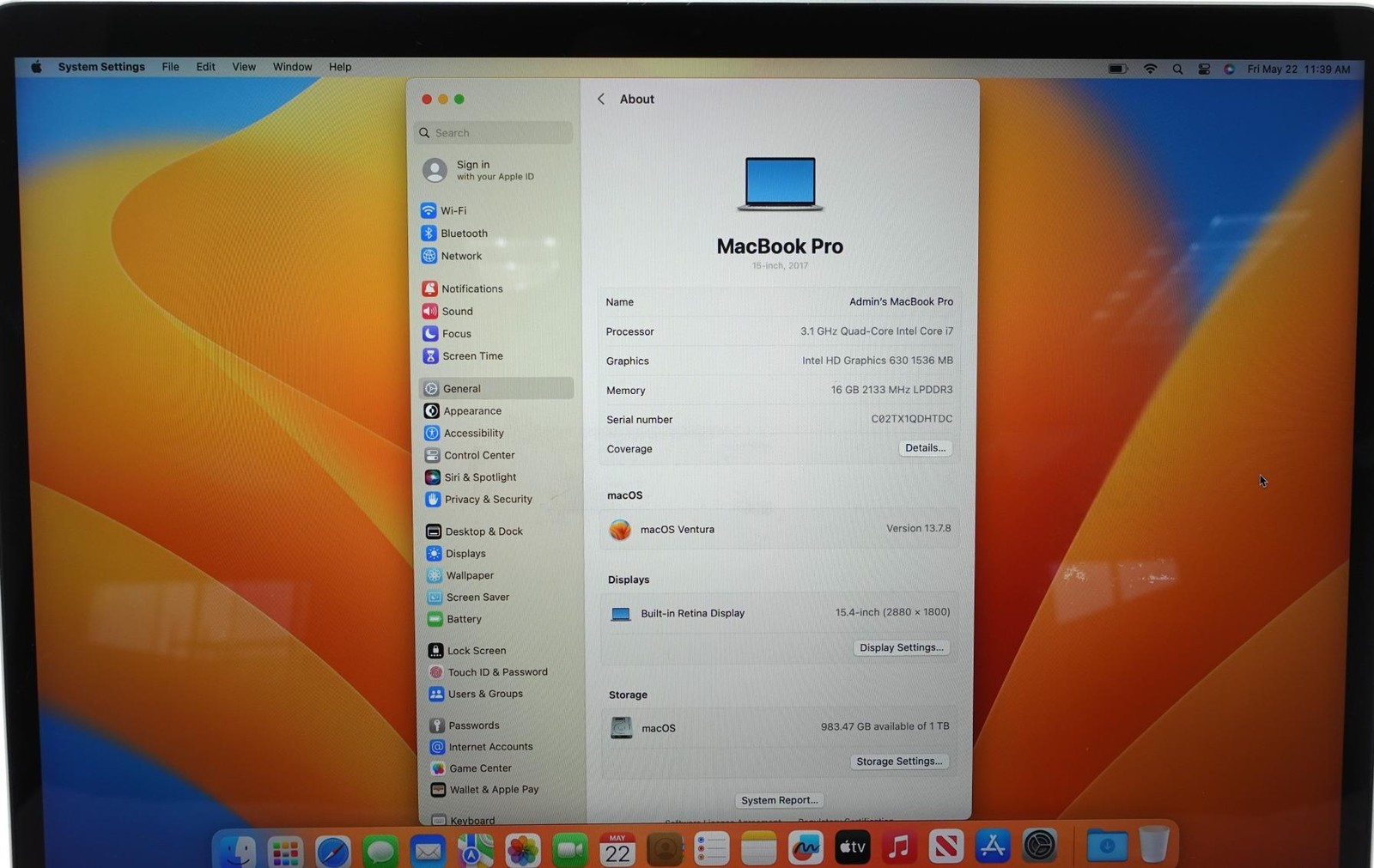 Apple MacBook Pro 2017 A1707 15.4″ Retina i7-7920HQ 16GB 1TB SSD Laptop