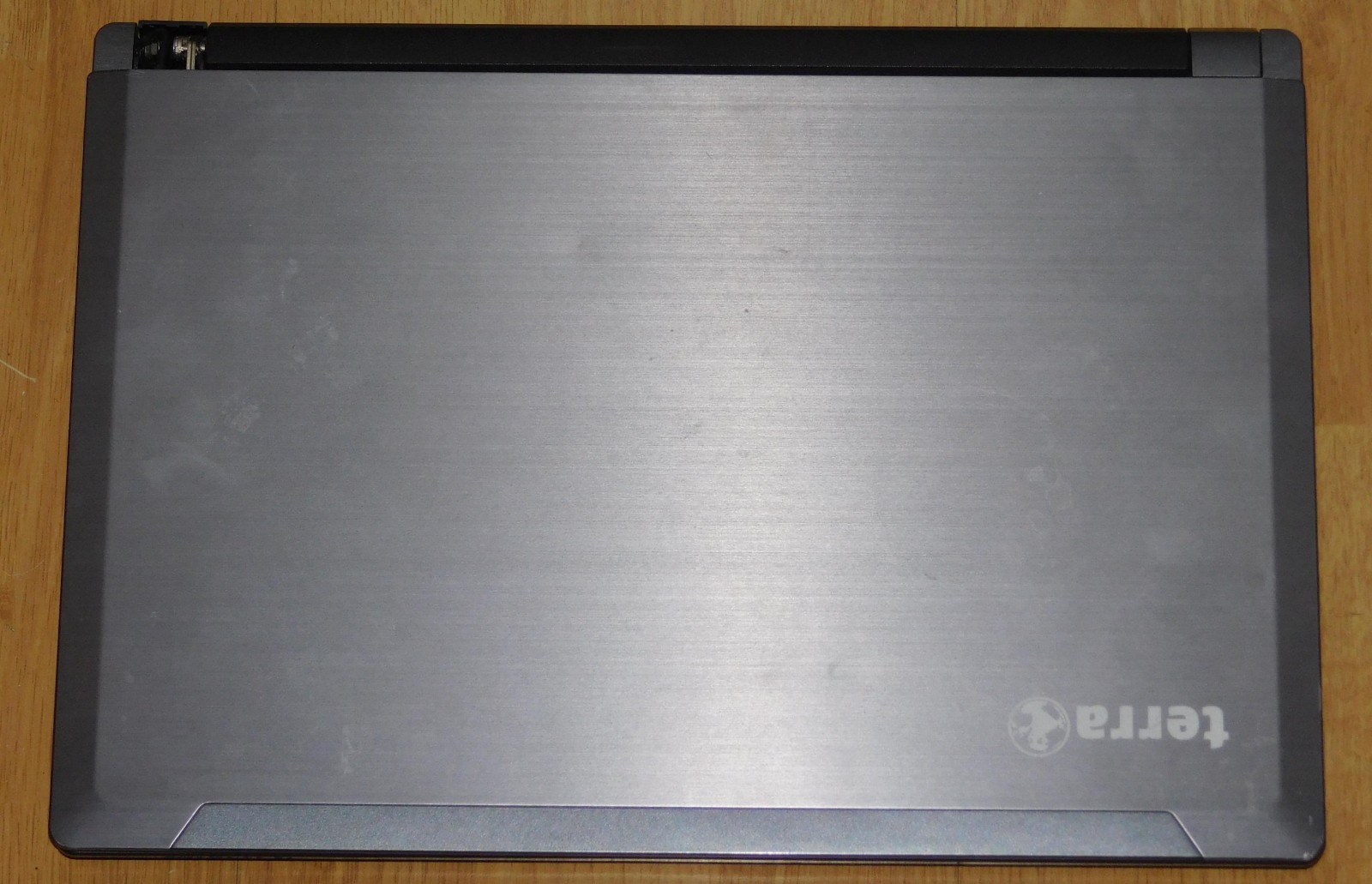 ❌FAULTY/DAMAGE Notebook Laptop Terra Mobile 1451 Hinge and Screen Cracked
