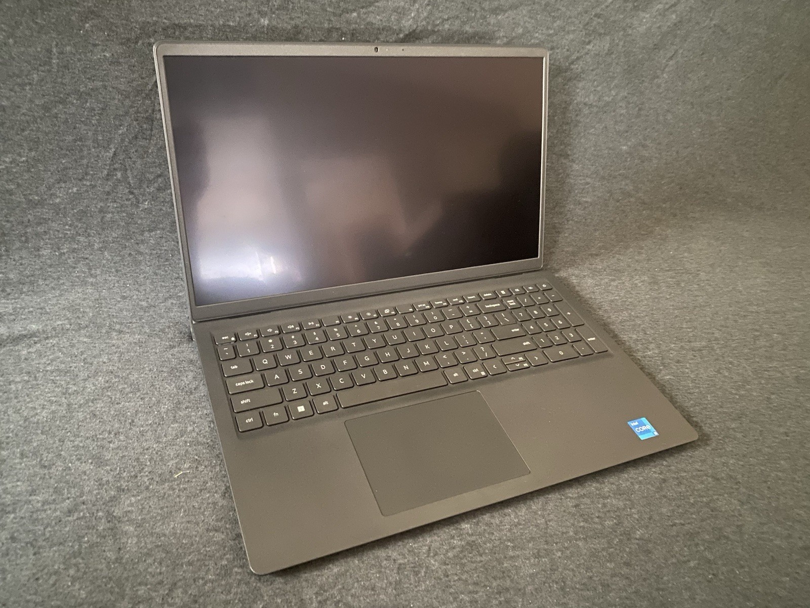 Dell Inspiron 15 3530 15.6″ i5-1334U 32GB DDR4 1TB SSD Windows 11 PRO