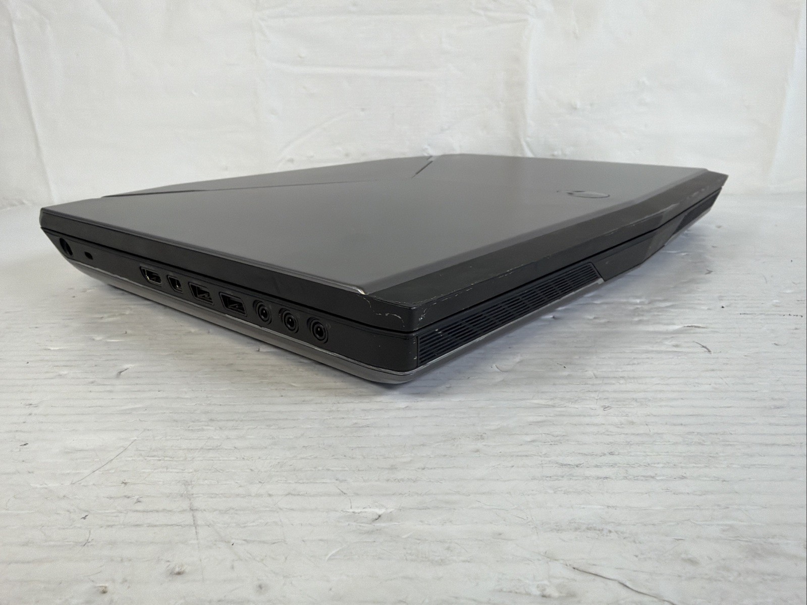 Alienware 17 P18E Gaming i7-4900MQ 32GB RAM GTX 770M 17″ 256 GB NVMe Win 11 Pro