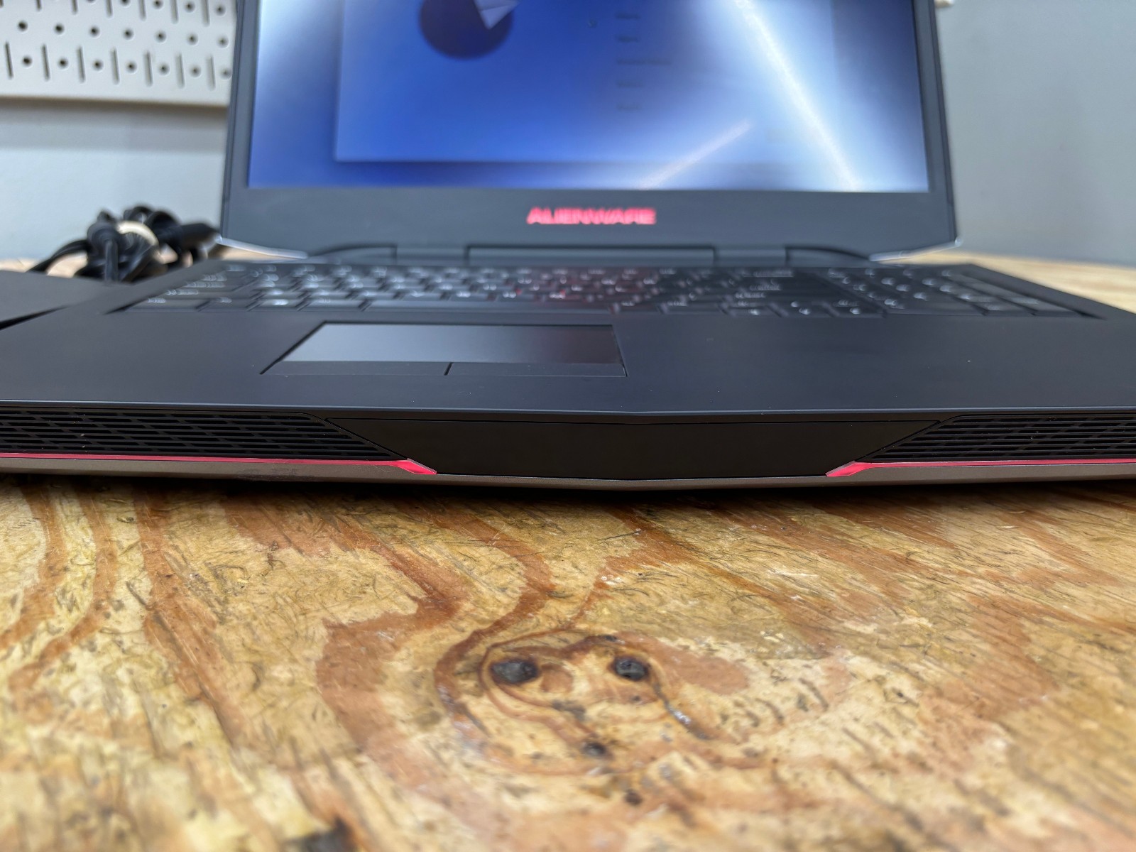 Alienware 17 R1 17.3″ Gaming Laptop i7-4710MQ 8GB 275GB SSD+1TB GTX 860M Win11